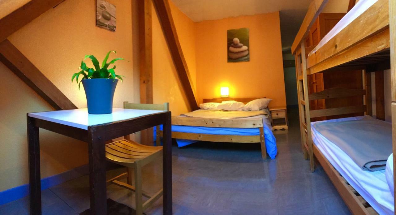 Auberge Familiale Relais Du Lys Cauterets Buitenkant foto